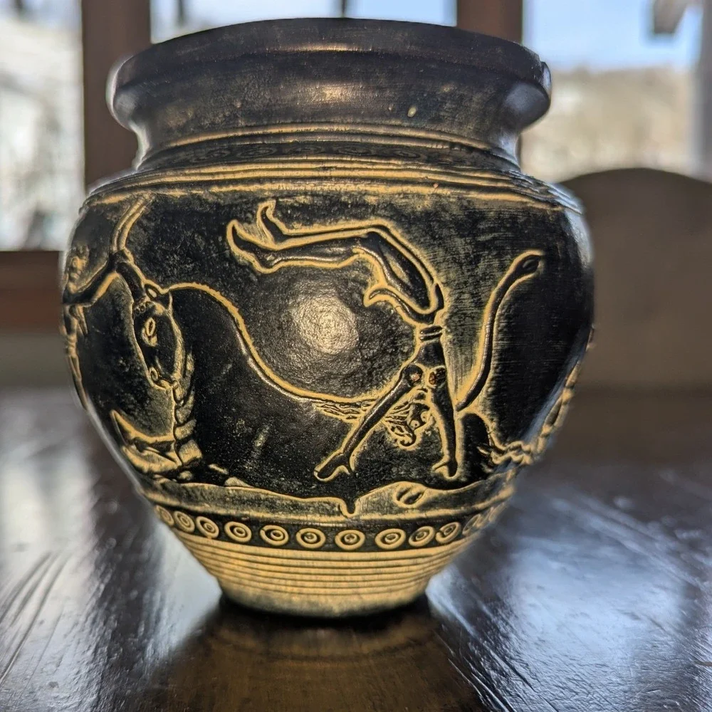 Bull Leaping Knossos Palace Greek Pottery Vase Black Tan Carved Ceramic 5 Inch